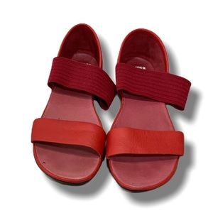 Camper Girl Right Leather Sandals sz6